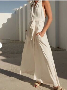 Free People beach off white one piece jumpsuit❤️❤️❤️❤️